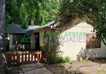 Barrio Los Abedules, Casa con terreno